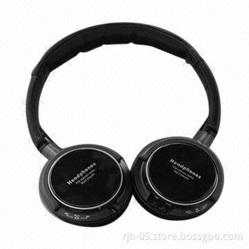 SD card wireless headphone with memory card
